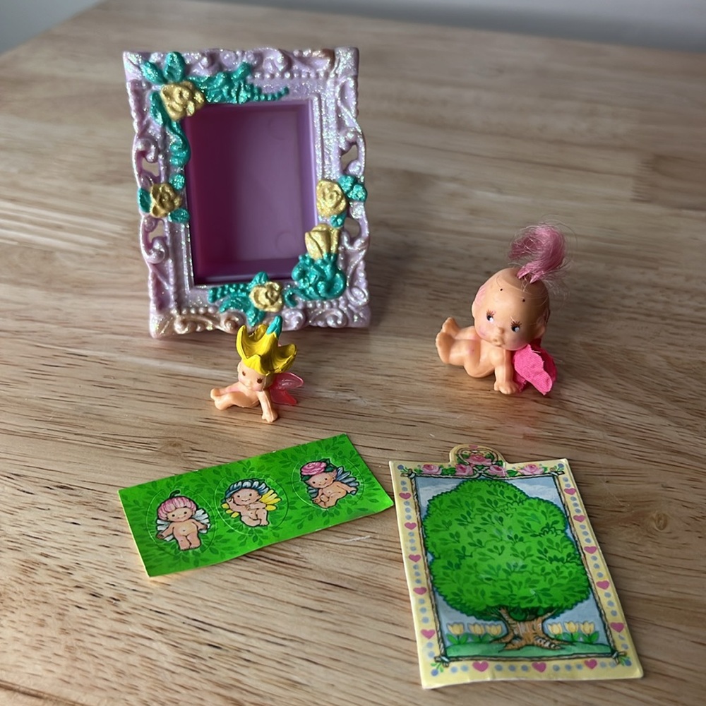 Vintage 1993 Kenner Peek a Picture Frame fairies